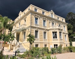 Hotel Villa Genesis (Menton, France)