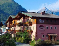 Otel Pension Alpenrose (Kaprun, Avusturya)