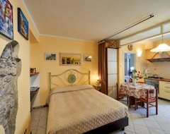 Hotelli Annina's House (Varenna, Italia)