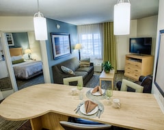 Khách sạn Candlewood Suites Fargo-North Dakota State University, an IHG Hotel (Fargo, Hoa Kỳ)