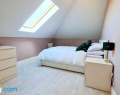 Cijela kuća/apartman Tranquil 2 Bedrooms Self Catering Apartment (Knock, Irska)