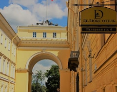 Khách sạn Deluxe Hotel (St Petersburg, Nga)