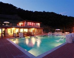 Casa rural Villa Valentina Spa (Umbertide, Ý)