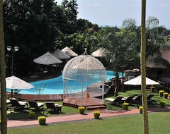 Khách sạn 2Ten Hotel (Thohoyandou, Nam Phi)