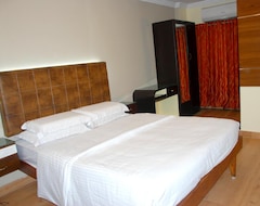 Hotel Chitra (Tiruchirappalli, India)