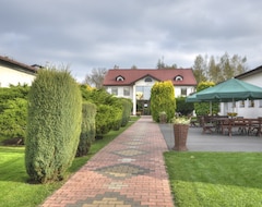 Hotel Garden (Olesnica, Poland)