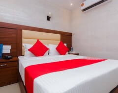 Hotel Sai Suites (Bombay, India)