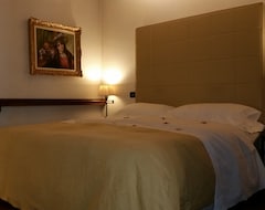 Hotel Locanda Dello Spuntino (Grottaferrata, Italy)