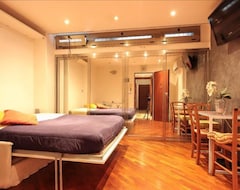 Hotel Little Suite (Palermo, Italy)