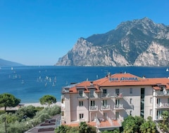 Khách sạn Hotel Baia Azzurra - Lake Front (Arco, Ý)
