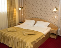 Hotel Xe Mar Arad (Arad, Rumanía)