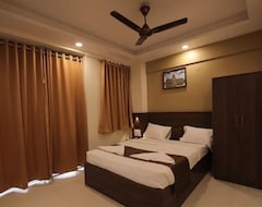 Khách sạn HOTEL SHRINGAR PALACE (Hubli, Ấn Độ)