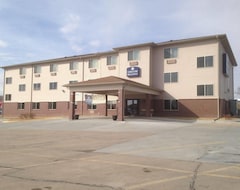 The Edgewood Hotel And Suites (Fairbury, USA)