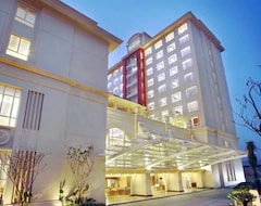 Hotel Grand Zuri Bsd City (Tangerang, Indonesia)
