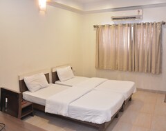 Hotel Singh Residency (Ahmednagar, India)