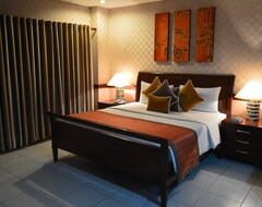 Hotel Subic Residencias (Olongapo, Filipini)