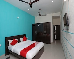 Hotel OYO 14634 Star Guest House (Gurgaon, India)