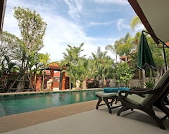 Khách sạn Thai Tani Pool Villa Resort (Pattaya, Thái Lan)