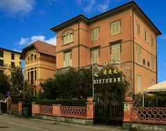 Hotel Villa Flores (Marina di Pietrasanta, Italien)