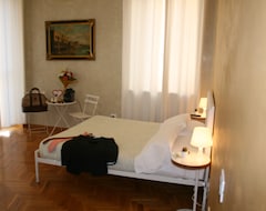 Hotel Golden Rooms Piazza di Spagna (Rome, Italy)