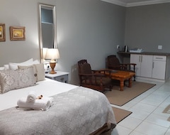 Guesthouse Forest Hill Country Lodge (Piet Retief, South Africa)
