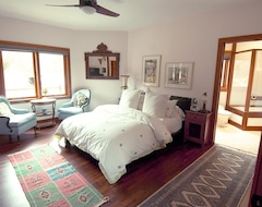 Bed & Breakfast East Hampton Art House Bed And Breakfast (East Hampton, Amerikan Yhdysvallat)