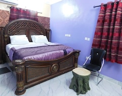 Khách sạn Purple Crown (Ikeja, Nigeria)
