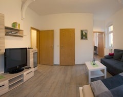 Cijela kuća/apartman Ferienwohnung 'am ZÖpfelsteig' In Burkhardtsdorf (Burkhardtsdorf, Njemačka)