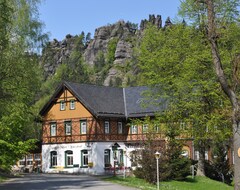Khách sạn Hotel Gondelfahrt (Jonsdorf, Đức)
