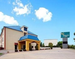 Khách sạn SureStay Plus Hotel by Best Western Blue Springs (Blue Springs, Hoa Kỳ)