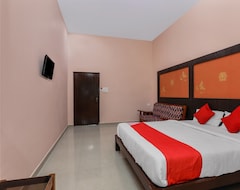 OYO 60170 Hotel Grand Jp Inn (Mysore, Indija)