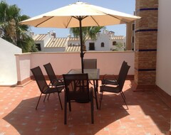 Cijela kuća/apartman Luxury 2 Bed Pool Side Bungalow/villa Near Golf And Beaches. Aircon/wi-fi (Villamartín, Španjolska)