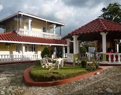 Khách sạn Casa Campestre La Colombiana (Montenegro, Colombia)
