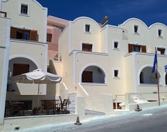 Otel Anemomilos Suites (Fira, Yunanistan)