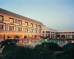 Khách sạn The Ummed Ahmedabad Airport (Ahmedabad, Ấn Độ)