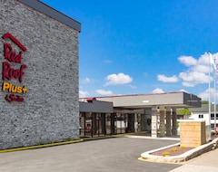 Hotel Red Roof PLUS+ & Suites Erie (Erie, USA)