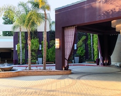 Khách sạn Avenue Of The Arts Costa Mesa, a Tribute Portfolio Hotel (Costa Mesa, Hoa Kỳ)