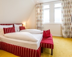 Khách sạn Dermuth Hotels - Parkvilla Wörth (Pörtschach, Áo)