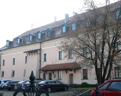 Hotel Zamek Królewski (Niepolomice, Poland)