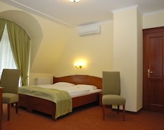 Hotel Gosztola Gyöngye-az erdő szállodája (Lenti, Hungary)