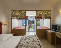 Otel Mitsis Rinela Beach Resort & Spa (Kokkini Hani, Yunanistan)