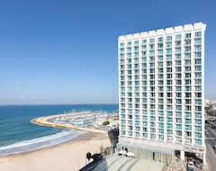 Crowne Plaza Tel Aviv Beach, An Ihg Hotel (Tel Aviv, Izrael)