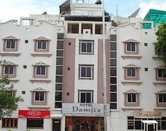 Hotel Damjis (Ahmedabad, India)