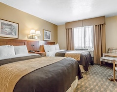 Khách sạn Comfort Inn & Suites Fillmore (Fillmore, Hoa Kỳ)