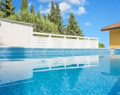 Toàn bộ căn nhà/căn hộ Villa Gagliardetta Splendid Villa With Swimming Pool Between The Greenery And The Sea. (Castellammare del Golfo, Ý)