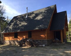 Entire House / Apartment Head Straight Onto The Bike Trails From Your Driveway - No Car Needed (Carrabassett Valley, USA)