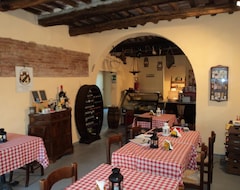 Casa rural La Bettola Tavern Rooms & Restaurant (Montopoli in Val d'Arno, İtalya)