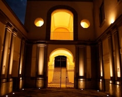 Hotel Villa Avellino (Pozzuoli, Italien)