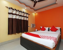 Hotel OYO 16058 Classic Inn (Kolkata, India)