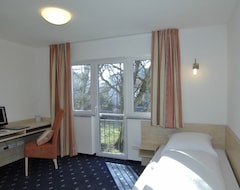 Hotel Landhaus Sixtmühle (Taufkirchen Munich, Germany)